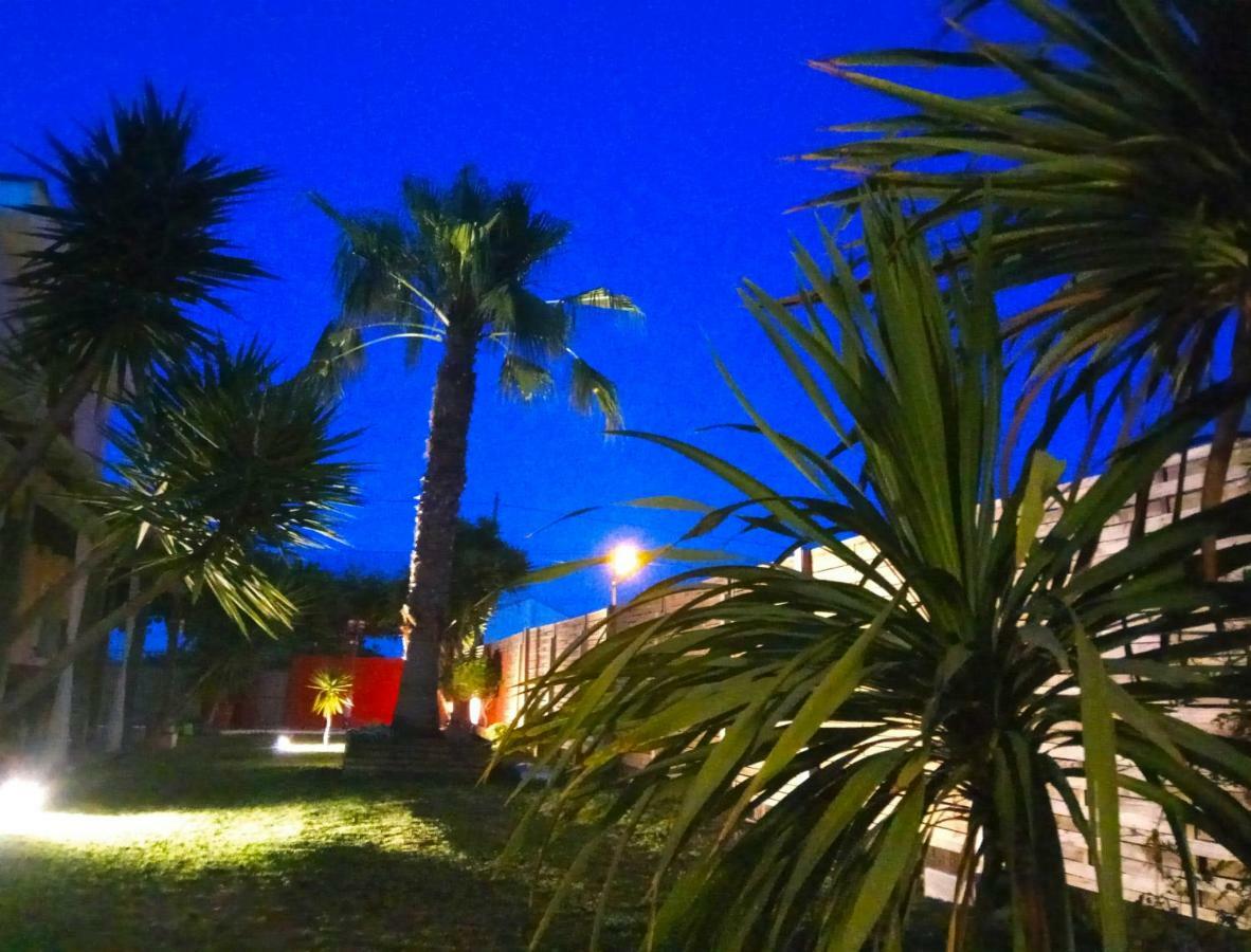 Casablanca El Petit Hotel Deltebre Extérieur photo
